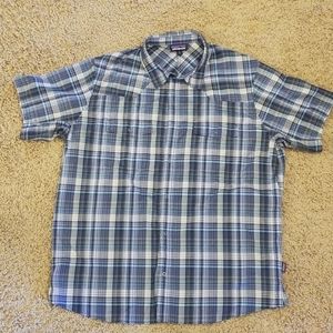 Men's Patagonia button up shirt